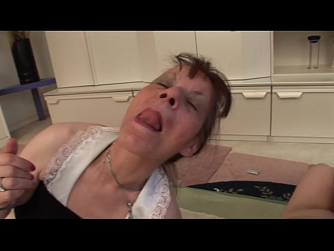 ❤️ Kaks vanaema ja üks vanaisa teevad kolmekesi ❤️ Pornovideo at et.xywewl.top ❌️